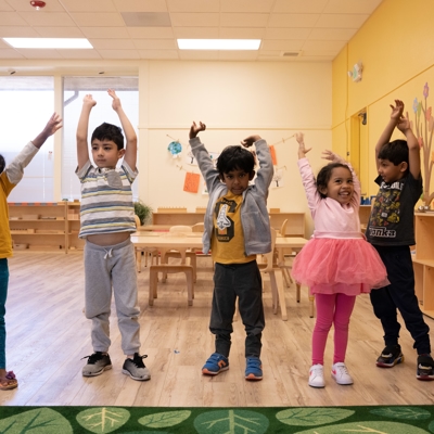 Kids dancing Photo